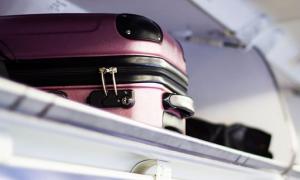 Бесплатный багаж в самолетах отменен: кто выиграет по новым правилам?